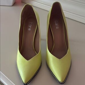 Bar III Women's Yellow Pumps